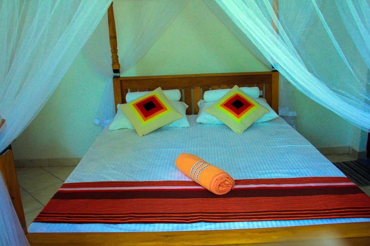Hotel Thusitha S Nest Dikwella Exterior foto